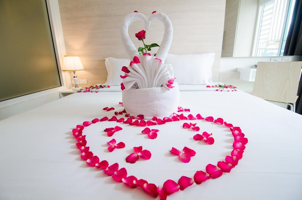 Mirage Express Patong Phuket Hotel Kamer foto